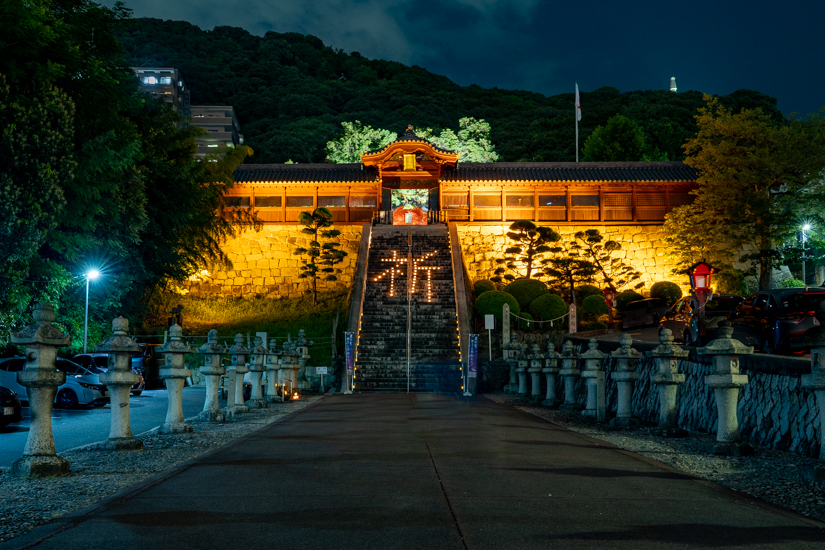 広島東照宮の祈りのキャンドルライト