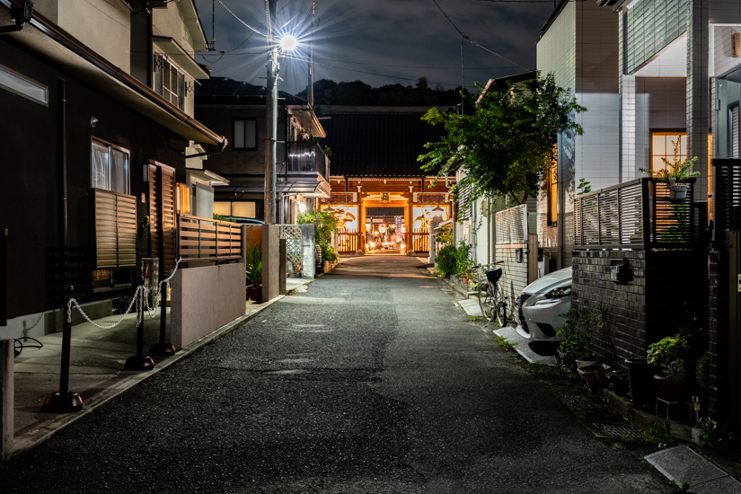 明星院の参道